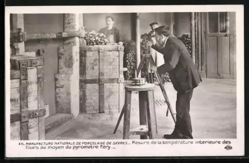 AK Sèvres, Manufacture Nationale des Porcelaines, Mesure de la température..., Porzellanmanufaktur