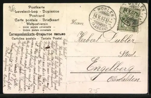 Präge-AK Knabe beschreibt eine Postkarte mit Bleistift, Blumen