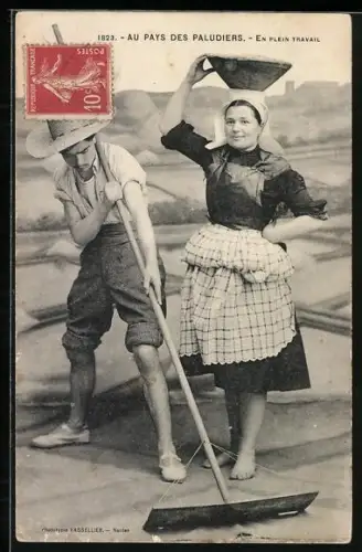 AK Au Pays des Paludiers, en plein travail