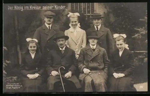 AK Der König im Kreise seiner Kinder, König Friedrich August III. von Sachsen