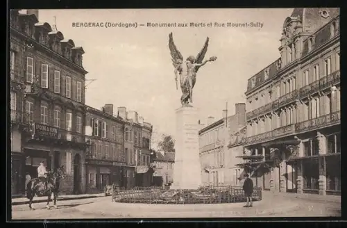 AK Bergerac /Dordogne, Monument aux Morts et Rue Mounet-Sully