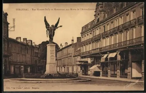 AK Bergerac, Rue Mounet-Sully et Monument aux Morts de l`Arrondissement