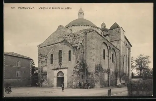 AK Périgueux, L`Église St-Étienne de la Cité