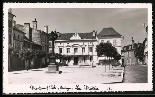 AK Montpon s. l`Isle, La Mairie