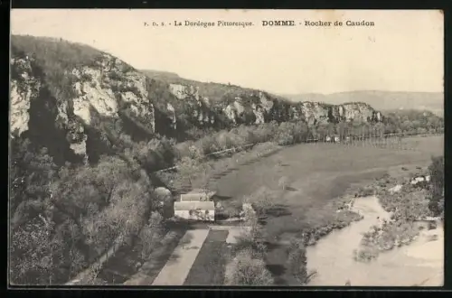 AK Domme, Rocher de Caudon et paysage environnant