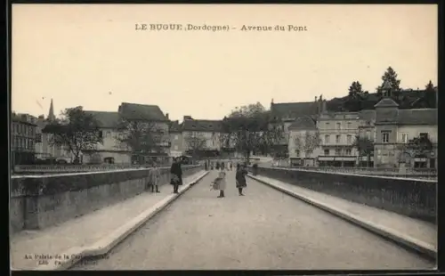 AK Le Bugue /Dordogne, Avenue du Pont