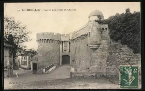 AK Bourdeilles, Entrée principale du Château
