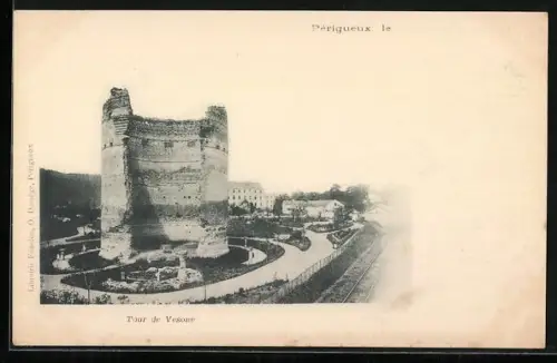 AK Périgueux, Tour de Vésone et vue sur les alentours avec voie ferrée