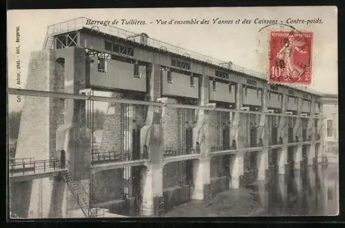 AK Tuilières, Barrage de Tuilières, Vue d`ensemble des vannes et des caissons, Contre-poids