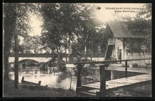 AK Tocane-Saint-Apre /Dordogne, Usine Électrique et vue sur le pont en bois et la rivière