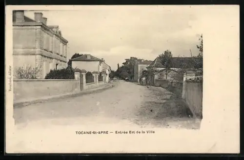 AK Tocane-St-Apre, Entrée Est de la Ville