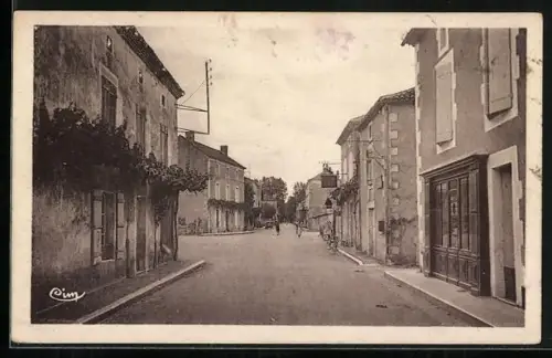 AK Javerlhac /Dordogne, Rue principale