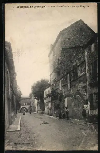 AK Monpazier /Dordogne, Rue Notre-Dame, Ancien Chapitre