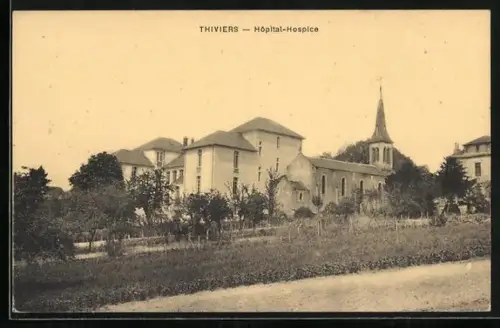 AK Thiviers, Hôpital-Hospice et jardin environnant