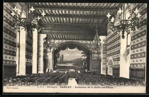 AK Sarlat /Dordogne, Intérieur de la Salle des Fêtes