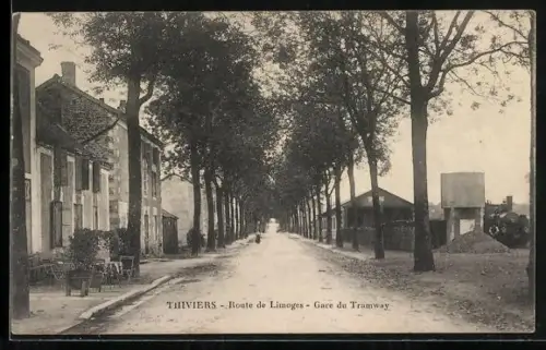 AK Thiviers, Route de Limoges, Gare du Tramway