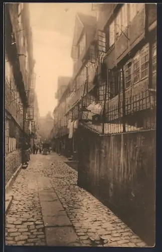 AK Hamburg-St.Georg, Steinstrasse Hof 39 mit Fachwerkhäusern
