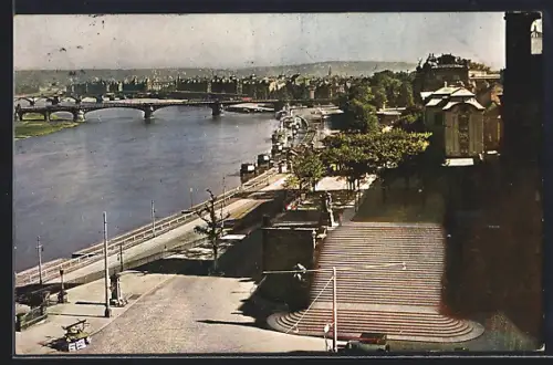 AK Dresden, Brühlsche Terrasse, Blick von der Hofkirche