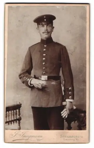 Fotografie J. Jungmann, Strassburg, Steinring 40, Portrait eines Soldaten