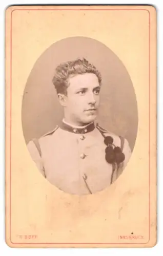 Fotografie Friedrich Bopp, Innsbruck, Portrait eines K.u.K. Soldaten in Uniform