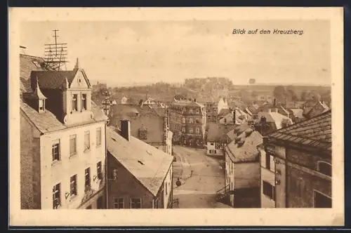 AK Münchberg i. B., Blick auf den Kreuzberg mit Strassenpartie