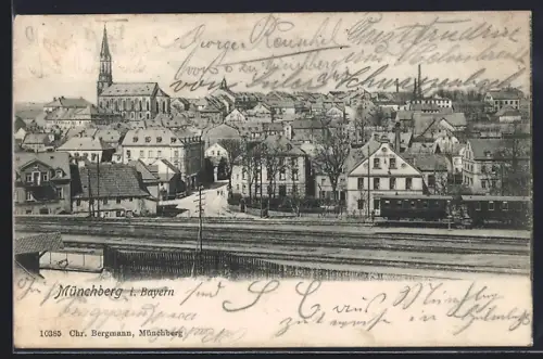 AK Münchberg i. Bayern, Teilansicht mit Eisenbahn