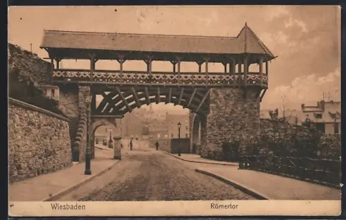 AK Wiesbaden, Römertor