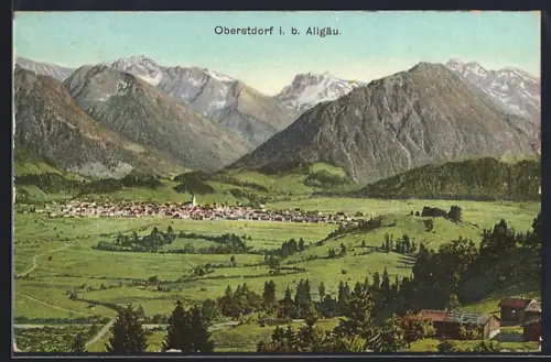 AK Oberstdorf i. b. Allgäu, Ortsansicht, Alpenpanorama