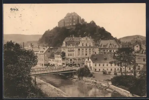 AK Greiz, Schlossberg, Brücke, Stadtansicht