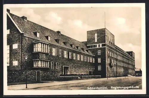 AK Schneidemühl, Partie am Regierungsgebäude