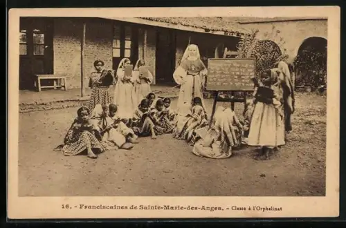 AK Franciscaines de Sainte-Marie-des-Anges, Classe à l`Orphelinat