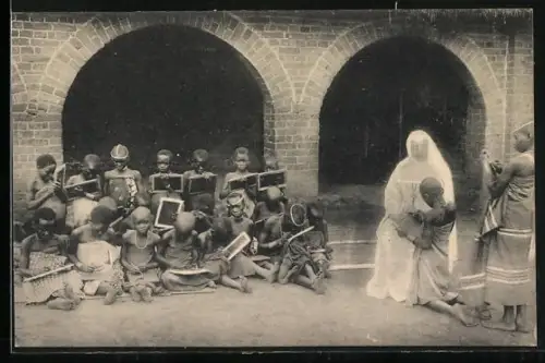 AK Hérent-lez-Louvain, Postulat des Soeurs Missionaires de N. D. d`Afrique, Soeurs Blanches