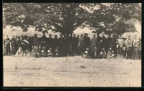 AK Missionare und Einheimische, Gruppenbild