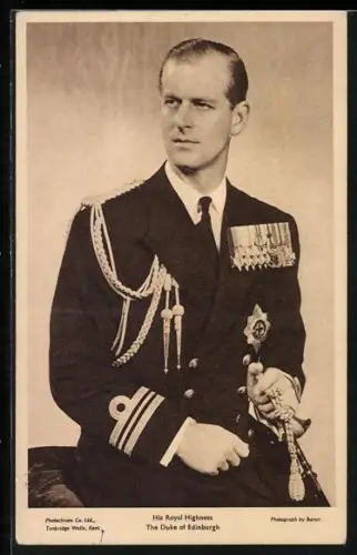AK Porträt Herzog von Edinburgh in Marineuniform