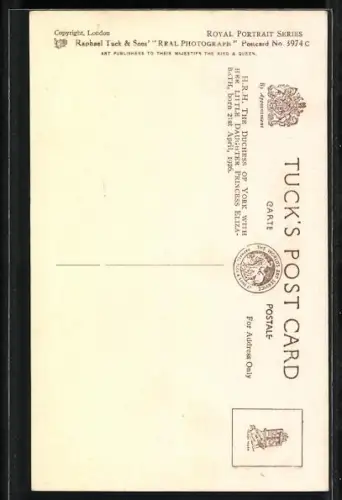 AK The Duchess of York with the little Princess Elizabeth