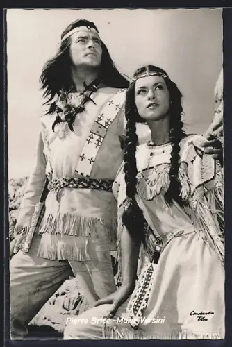 AK Marie Versini mit Pierre Brice in Winnetou