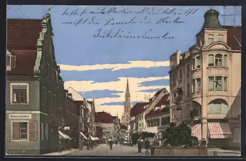 AK Offenburg i. Baden, Platz mit Blick auf die Liebfrauenkirche