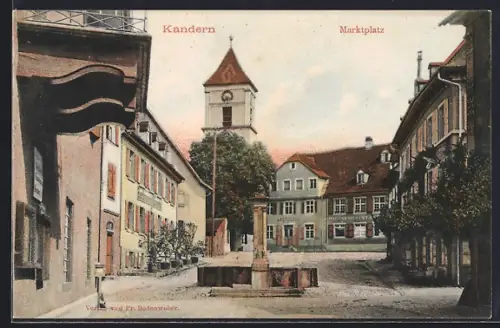 AK Kandern, Marktplatz mit Brunnen und Uhrturm