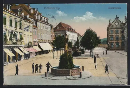 AK Offenburg, Marktplatz mit Geschäften