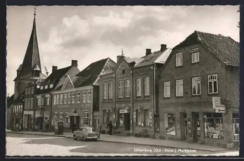 AK Lütjenburg /Ost-Holst., Marktpatz mit Cafe und Konditorei