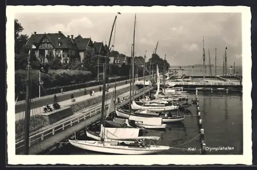 AK Kiel, Der Olympiahafen mit flaggen