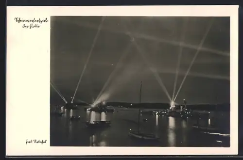 AK Scheinwerferspiel der Kriegsmarine-Flotte