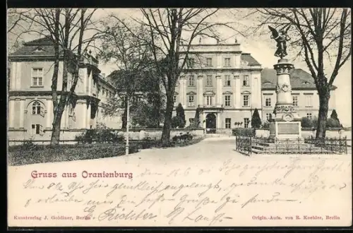 AK Oranienburg, Schloss, Denkmal im Schlosspark