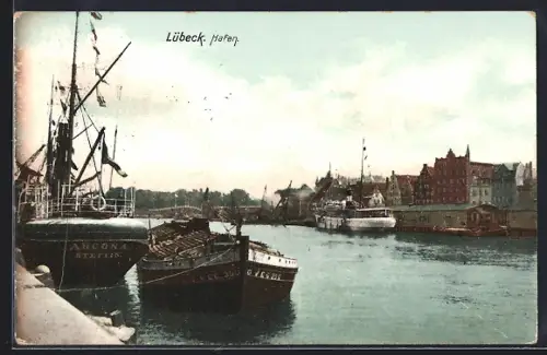 AK Lübeck, Schiffe liegen im Hafen