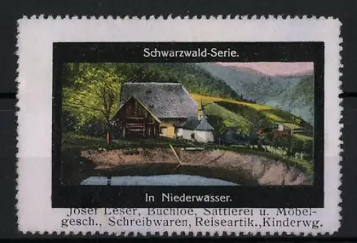 Reklamemarke Schwarzwald-Serie, In Niederwasser, Landschaft mit Haus und Kapelle