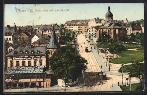 AK Plauen, Teilansicht aus der Vogelschau mit Lutherkirche, Strassenbahn