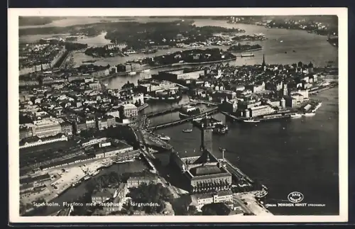 AK Stockholm, Panorama med Stadshuset i förgrunden, Flygfoto