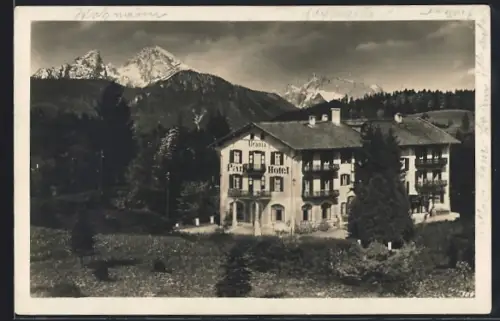 AK Berchtesgaden, Urania Park-Hotel, Watzmann und Hochkalter