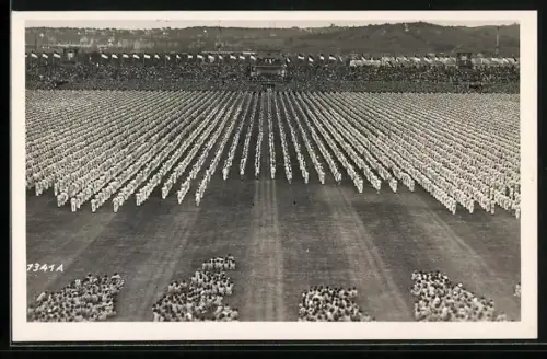 AK Stuttgart, 15. Deutsches Turnfest 1933, Festplatz mit Turnern