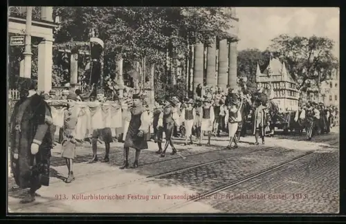 AK Kassel, Kulturhistorischer Festzug zur Tausendjahrfeier der Residenzstadt, 1913, Träger mit Stiefel